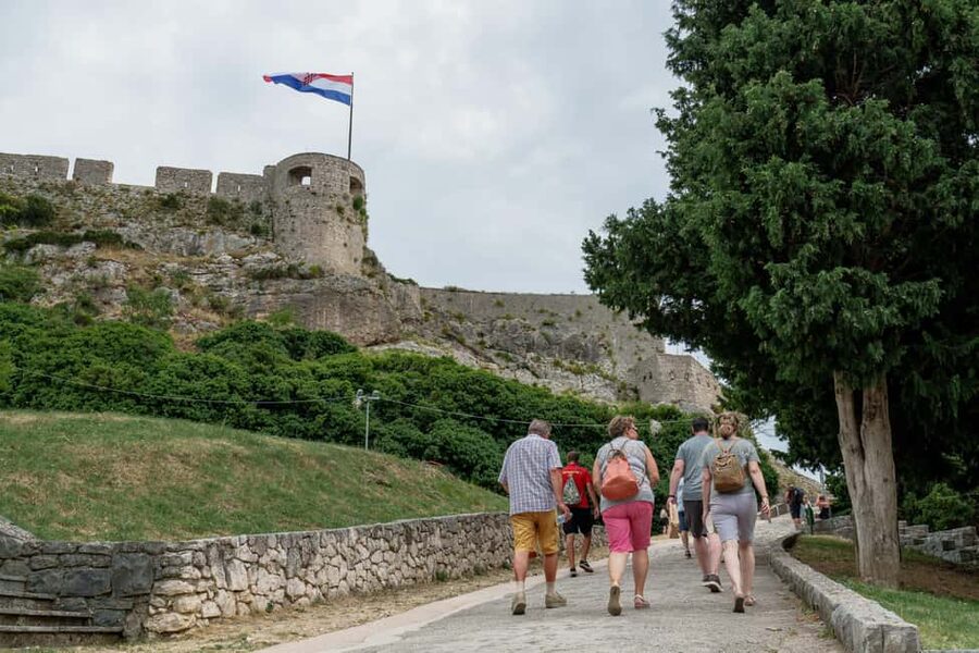 Split: Dalmatia for Nature Lovers Green Line Sightseeing Bus - The bus ride and guiding make the route easy