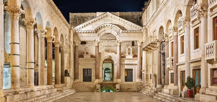 Split Day Trip - The noon appearance of Diocletian