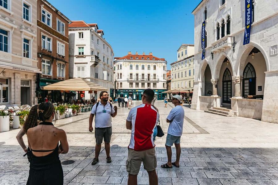 Split: Diocletian Palace & Old Town Guided Walking Tour - A short tour with useful local context