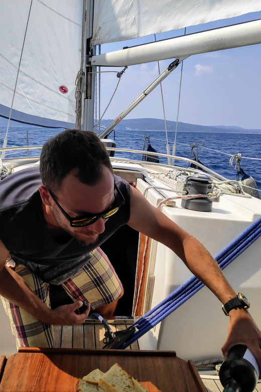 Split: Full Day Sailing Tour to Šolta Island and Brač Island - Sailing from Split into the Adriatic