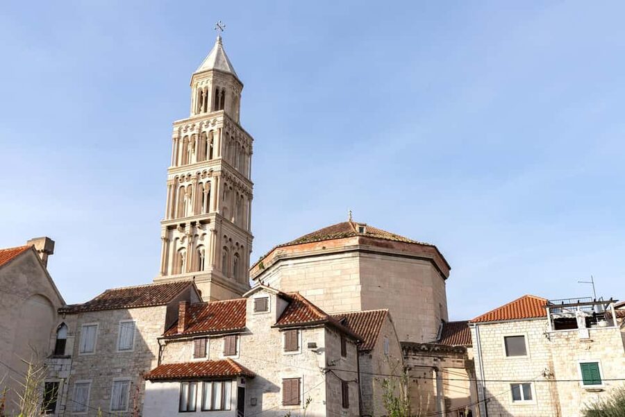 Split: Group or Private Walking Tour with Art Historian - Why this Split walk feels different