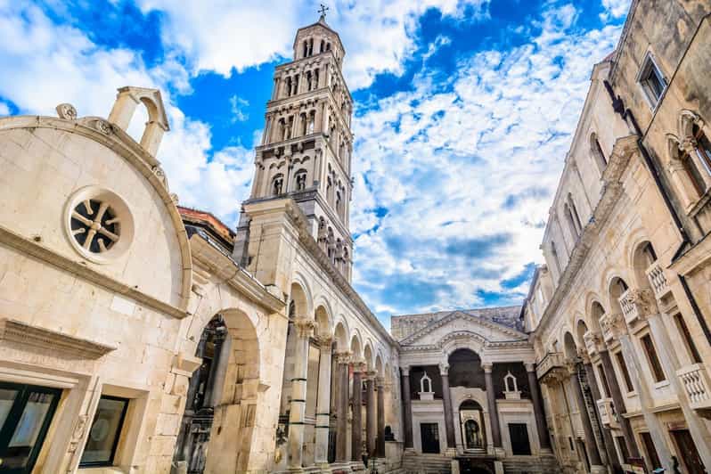 Split: Guided Walking Tour in English - Key points at a glance