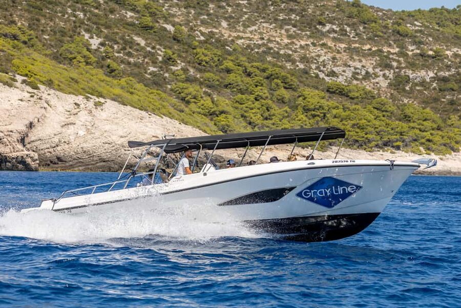Split: Half-Day Blue Lagoon, Shipwreck, and Trogir Boat Tour - Blue Lagoon: clear water and a private beach