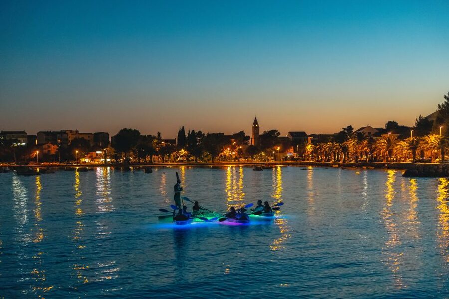 Split: Illuminated Evening Guided Kayaking Tour - What to wear and pack