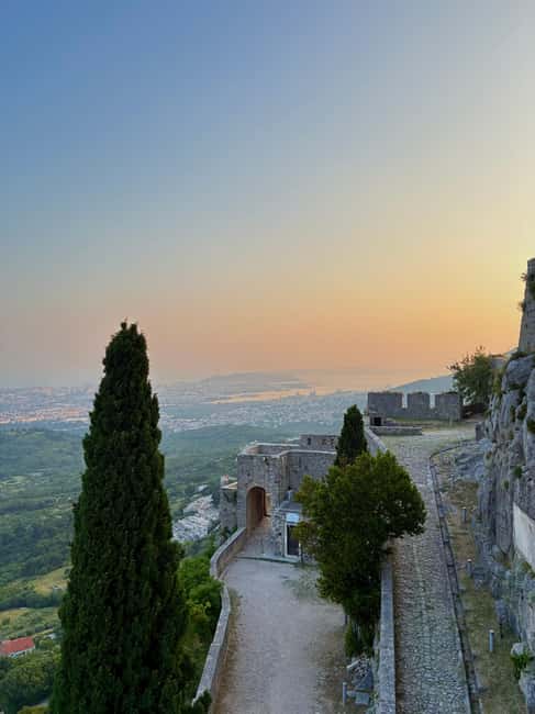 Split: Klis Sunset Sightseeing Bus Tour - Key points to know before you go