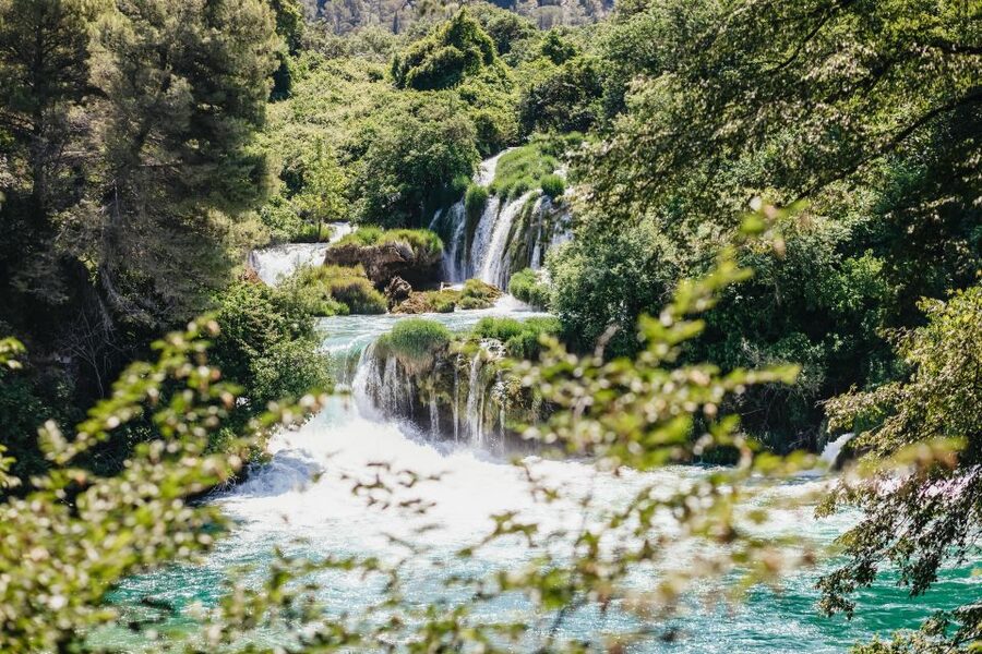 Split: Krka Waterfalls Trip with Boat Cruise and Swimming - Skradin and the 30-minute river cruise
