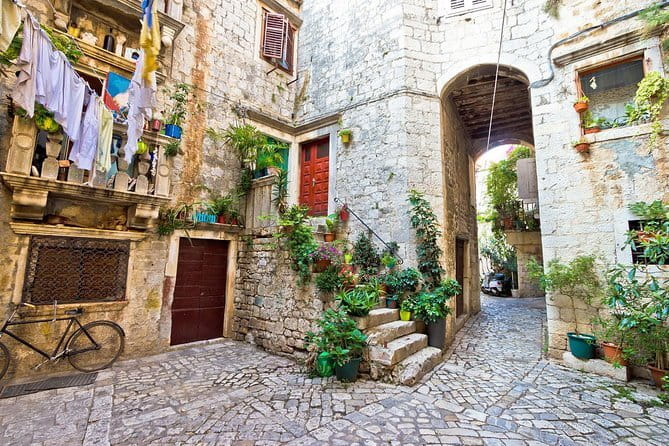 Split Old Town Walking Tour - The Guide Can Shape the Whole Experience