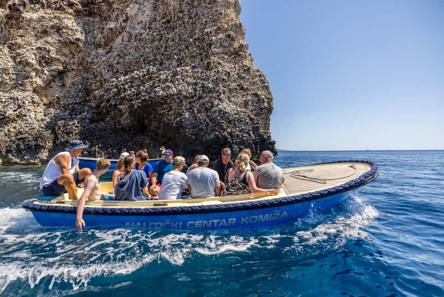 Split or Trogir: Blue Cave, Vis, and Hvar Speedboat Day Trip - The crew shapes the day