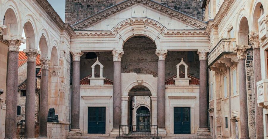 Split: Palace & Old Town Private Walking Tour-Entrance incl. - Key points at a glance