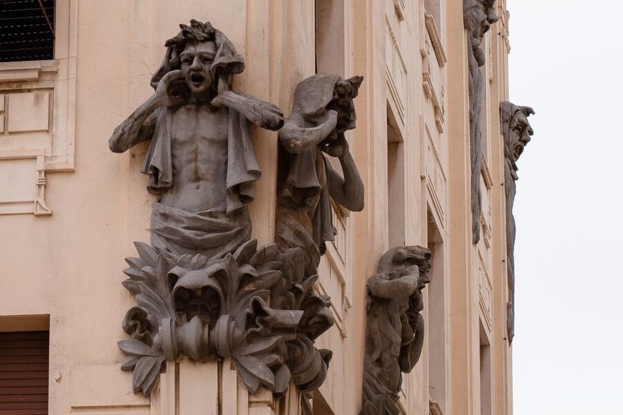 Split: Palace & Old Town Private Walking Tour-Entrance incl. - Pace, language, and access