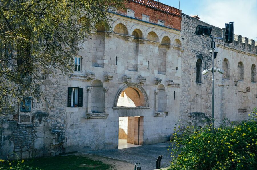 Split: Palace & Old Town Private Walking Tour-Entrance incl. - Peristyle, where Diocletian presented himself as divine
