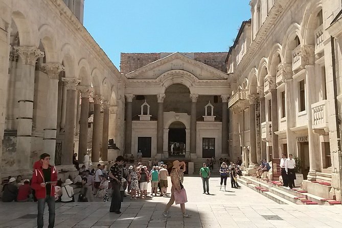 SPLIT-PREMIUM Emperor's Walking Tour for History Lovers + Museum - The cellars reveal the palace’s original plan