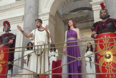 PREMIUM Emperor’s Walking Tour for History Lovers + Museum