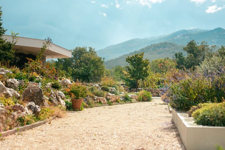Split: Private tour to Klis Fortress and Vranjača cave - Klis Fortress, where Split meets the mountains