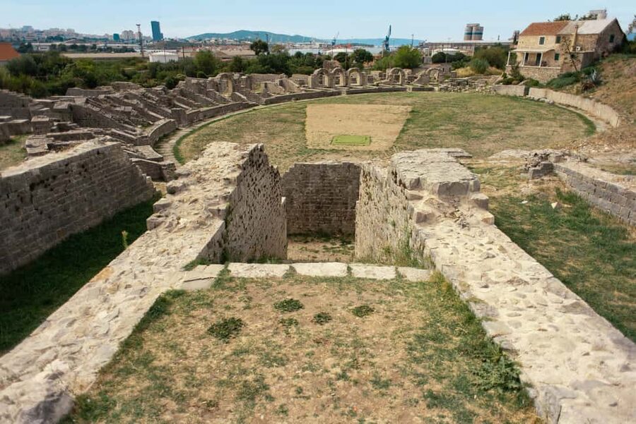 Split: Private tour to Salona, Vitturi castle and Trogir - Mario’s Guiding Style