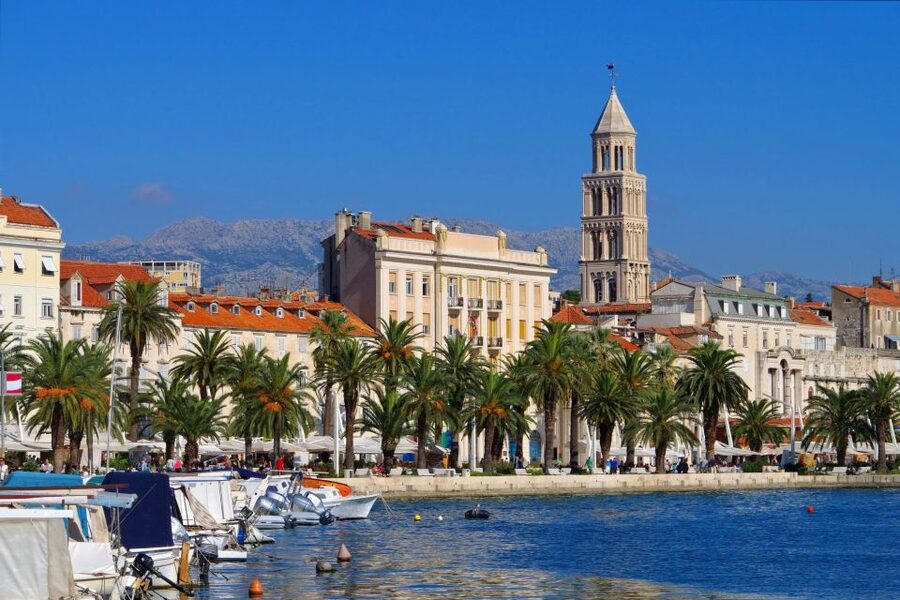 Split: Private Walking Tour with a Guide - What the photo stops and guided sightseeing add