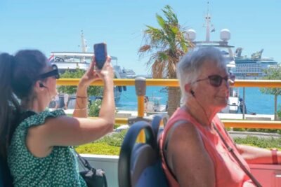 Red Line Panoramic Tour with Sightseeing Bus