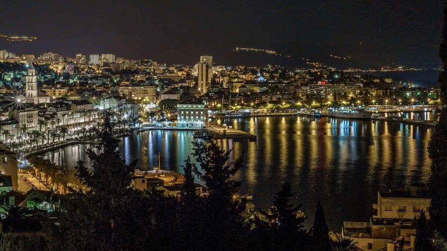 Split: Riviera Sunset Cruise & Swim with Summer Vibes - The sunset swim stop