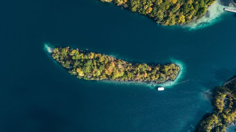 Split: Self-Guided Plitvice Lakes Day Tour with Boat Ride - The electric train through the forest