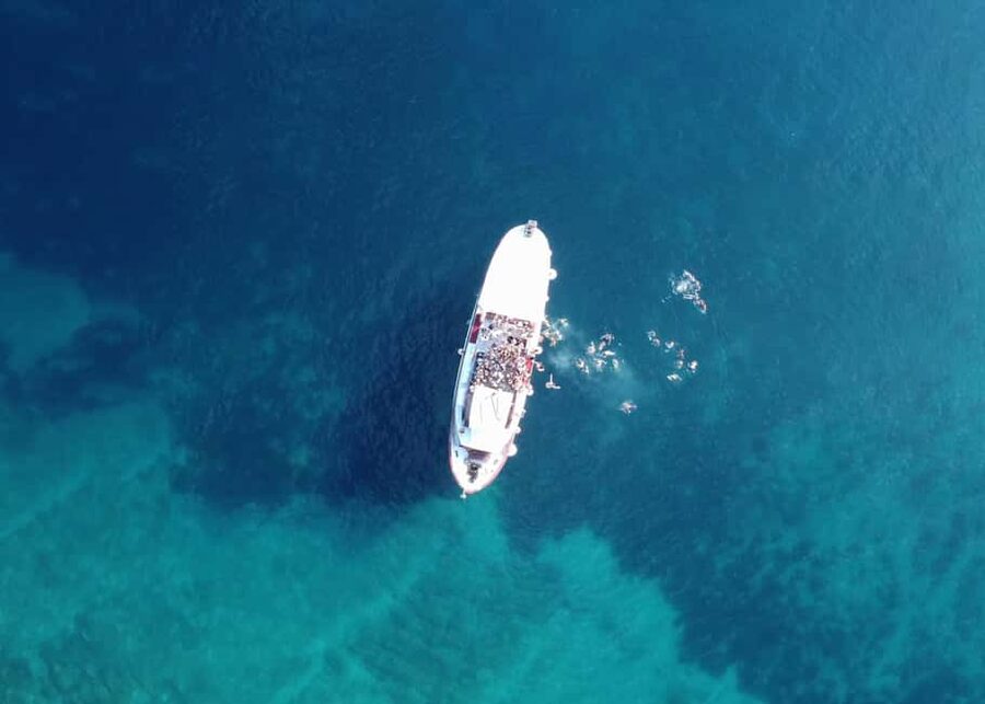 Split: Sunset Boat Party with Live DJs and Blue Lagoon Swim - Starting at Academia Club Ghetto in Split