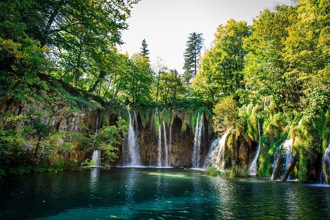 Split to Zagreb Group Transfer with Plitvice Lakes guided tour - The road from Split to Plitvice