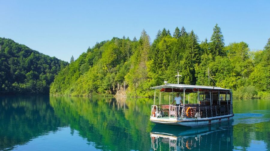 Split: Transfer to Zagreb with Plitvice Lakes Entry Tickets - The walking is the main physical test