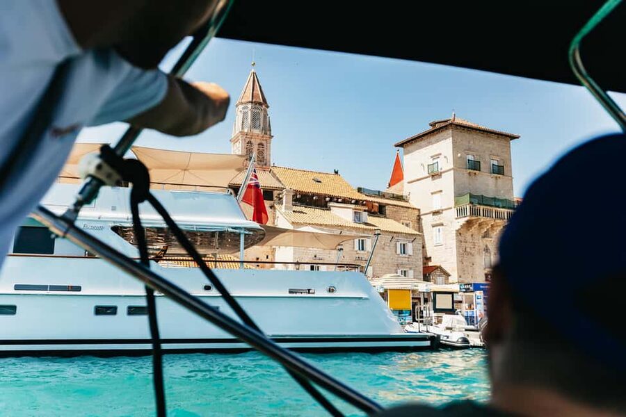 Split/Trogir: Blue Lagoon and 3 Islands Speedboat Tour - Who should book this tour?