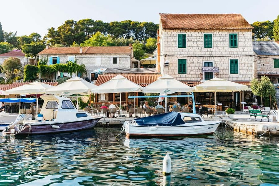 Split/Trogir: Blue lagoon and 3 islands speedboat tour - Blue Lagoon swimming at Krknjasi Bay