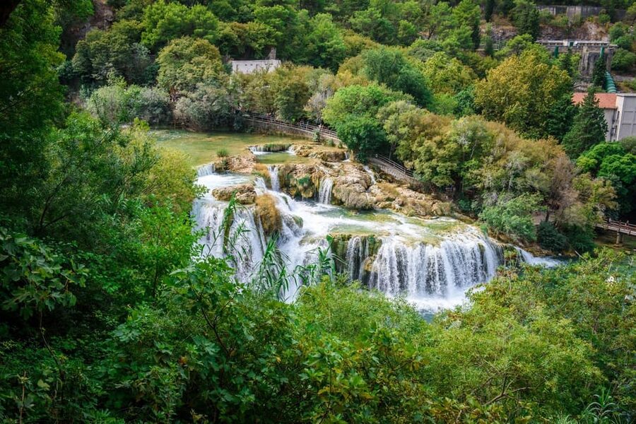 Split/Trogir: Krka National Park Day Trip & Boat to Skradin - FAQ