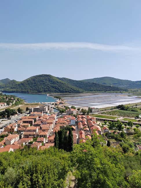 Ston private walking tour with the walls and saltworks visit - The central fortress and the view toward the salt pans