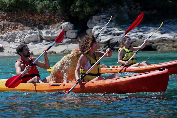 Supetar-Postira kayaking - The protected bay near Splitska