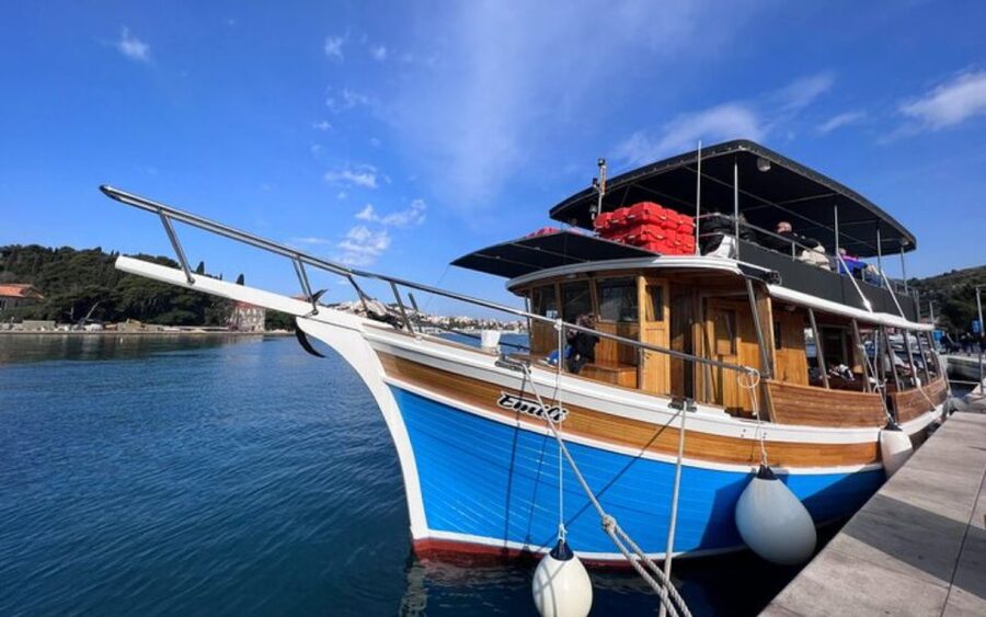 Three Island Boat Tour With Lunch - Why this boat day works well from Dubrovnik