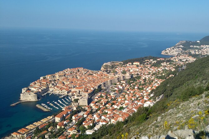 Tour The Game of Throne - Private Driving Tour - Is $348.42 good value for up to four people?