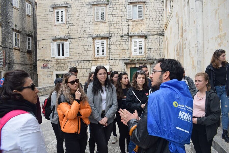 Trogir: Old Town Guided Walking Tour - What $23 buys you