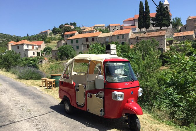 Tuk Tuk Sightseeing Tour of Hvar - Who will enjoy this most?