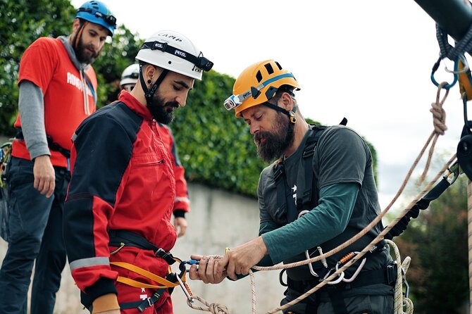 TUNNEL ABSEILING PLUS tour the underground - Your First 30 Minutes: Training Before the Rope