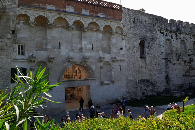 Walking Tour of Split with a 'Magister' of History - The Temple of Jupiter and small Roman mistakes