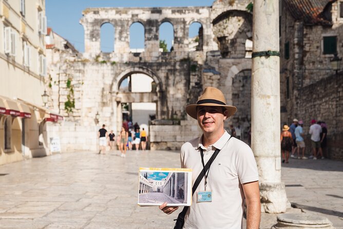 Walking Tour of Split with a 'Magister' of History - Noble palaces and Split’s Venetian chapter