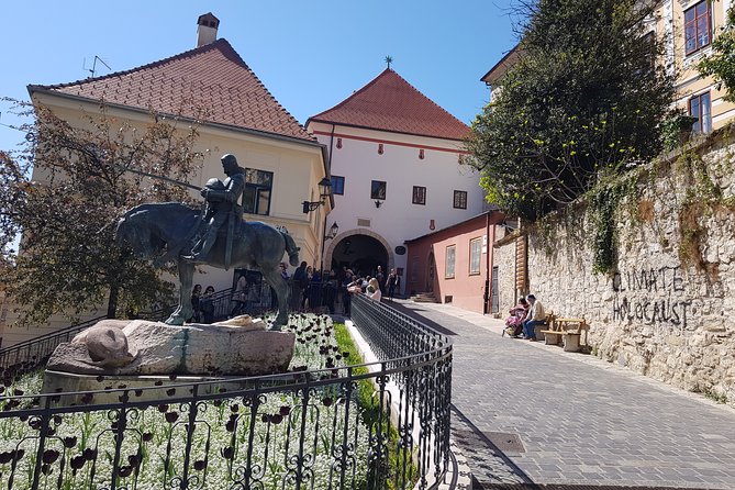 Walking tour of Zagreb - Zagreb Cathedral and the limits of sightseeing during repairs