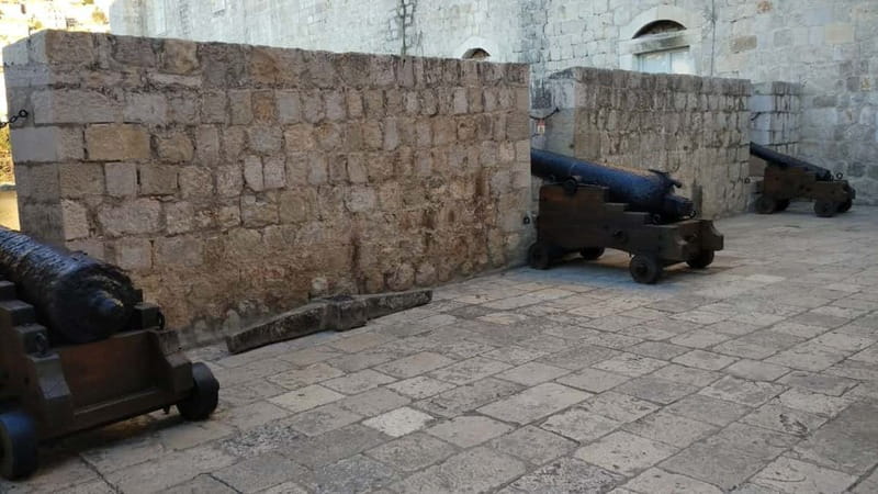 Walls of Dubrovnik: Small-Group 2-Hour Tour With a Local - Key points before you book