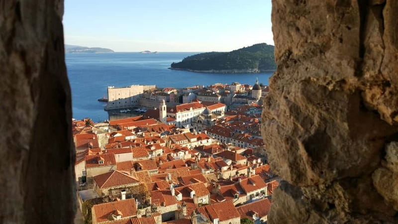 Walls of Dubrovnik: Small-Group 2-Hour Tour With a Local - Why Dubrovnik’s walls make such a good walking tour