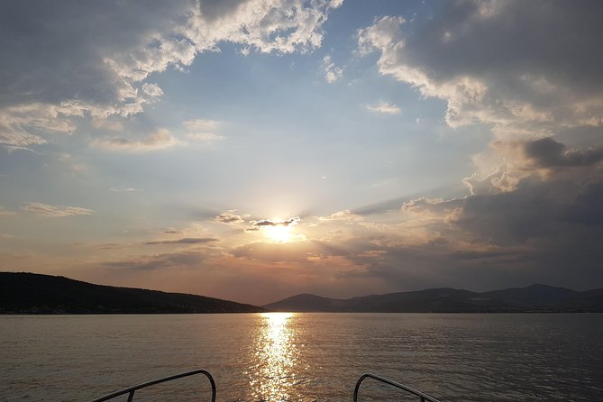 Water Taxi Ride from Hvar to Split Airport - Who will appreciate this transfer most