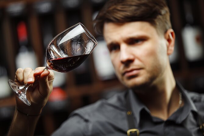 Winery Tour and Tasting with the Sommelier in KRK - How the 90-minute schedule works