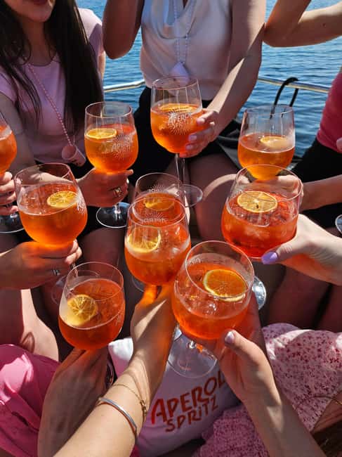 Zadar: 3 Islands Luxury Boat Tour with Aperol Spritz - The Final Anchorage Between Ugljan and Školjić
