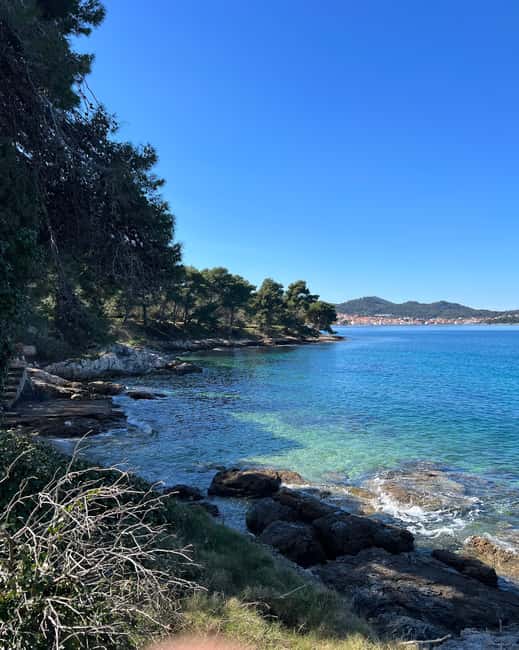 Zadar: 3 Islands SpeedBoat Tour with Snorkeling and Drinks - The first swim in a quiet Zadar bay