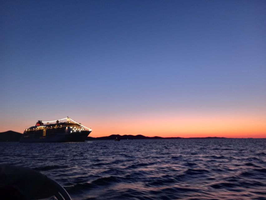 Zadar: Boat tour Half day -Private - Leaving Zadar for the island chain