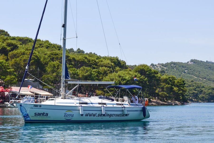 Zadar: Full-Day Sailing Trip to Kornati - Telašćica Nature Park: Cliffs, Lake Mir, and Island Time