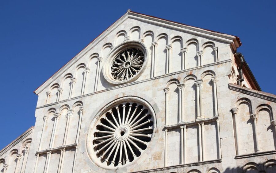Zadar: Guided Old Town History Walking Tour - Kalelarga and People’s Square