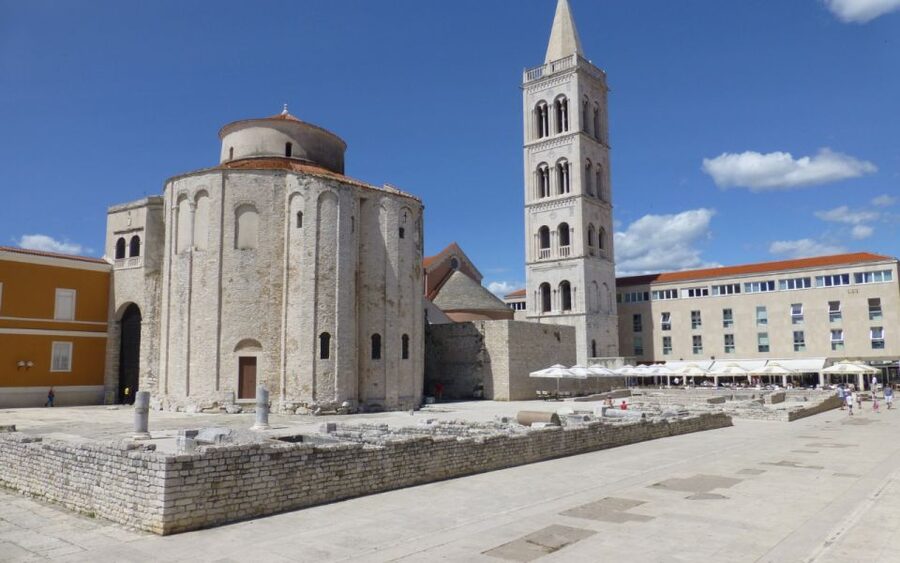Zadar: Guided Old Town History Walking Tour - Who should book this walk