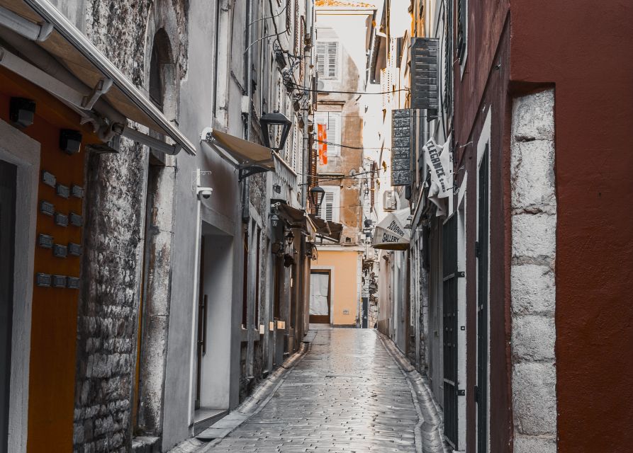 Zadar: Guided Walking Tour - Stories, legends, and everyday life